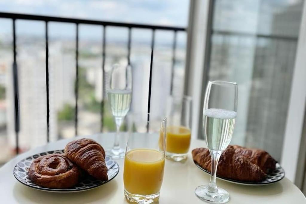Ciel De Paris : Vue Tour Eiffel Apartment Шоази-льо-Роа Екстериор снимка